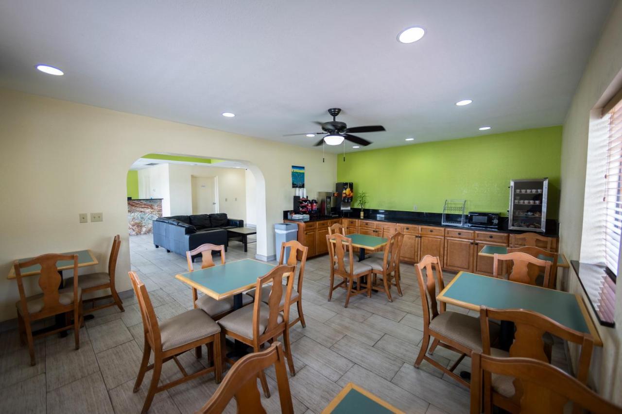 St. Augustine Beach Ocean Breeze Inn מראה חיצוני תמונה