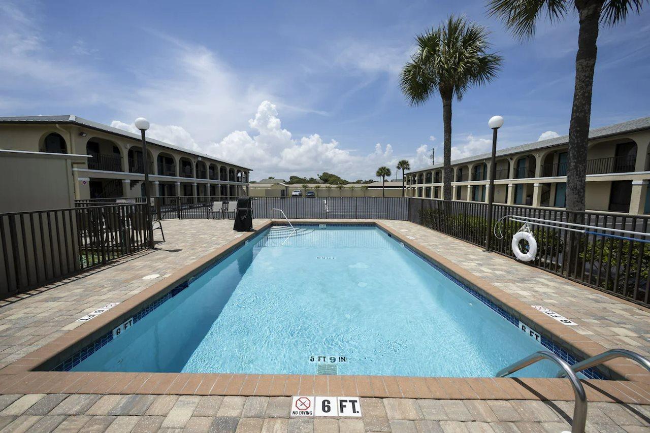 St. Augustine Beach Ocean Breeze Inn מראה חיצוני תמונה